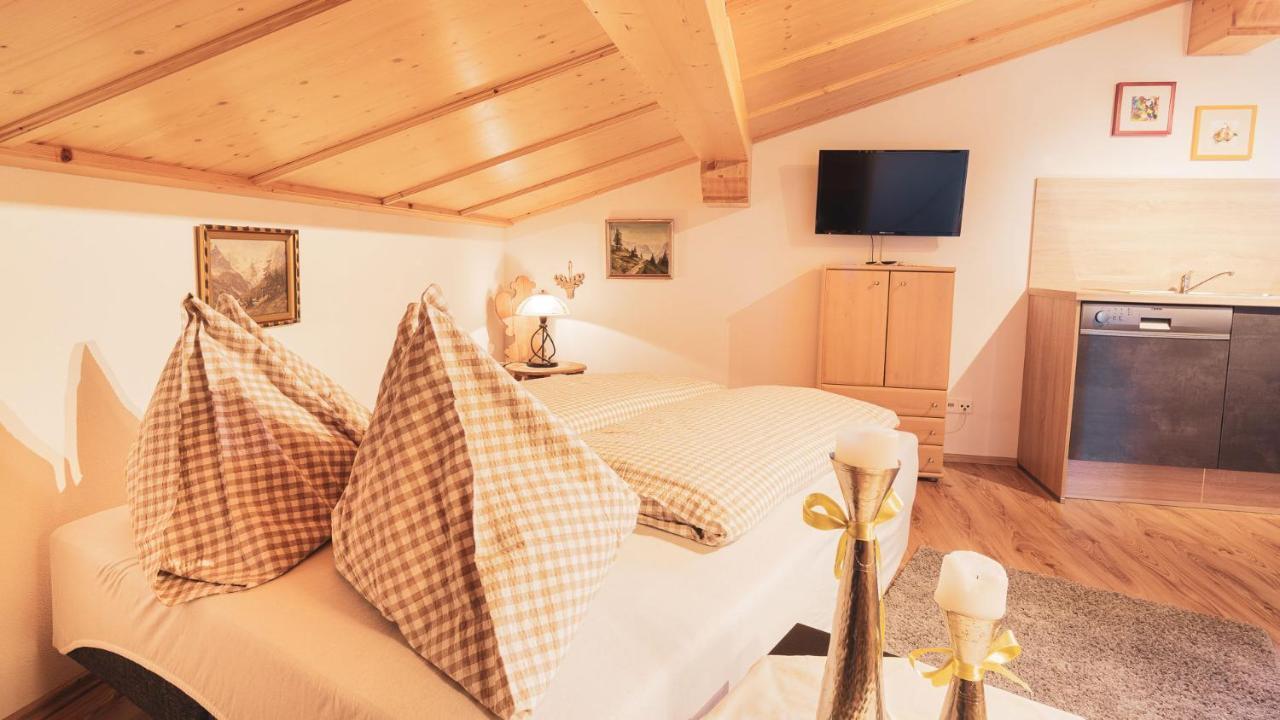 Stubaier Bauern Appartement Telfes im Stubai Buitenkant foto