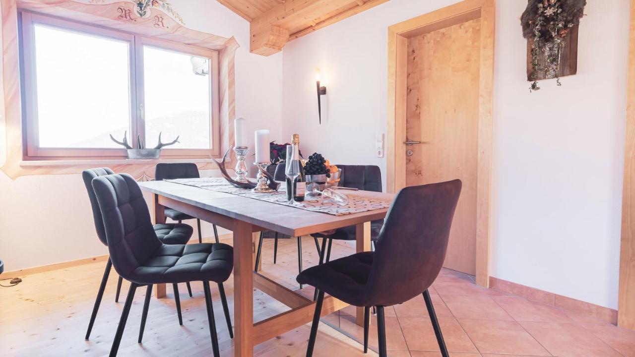 Stubaier Bauern Appartement Telfes im Stubai Buitenkant foto