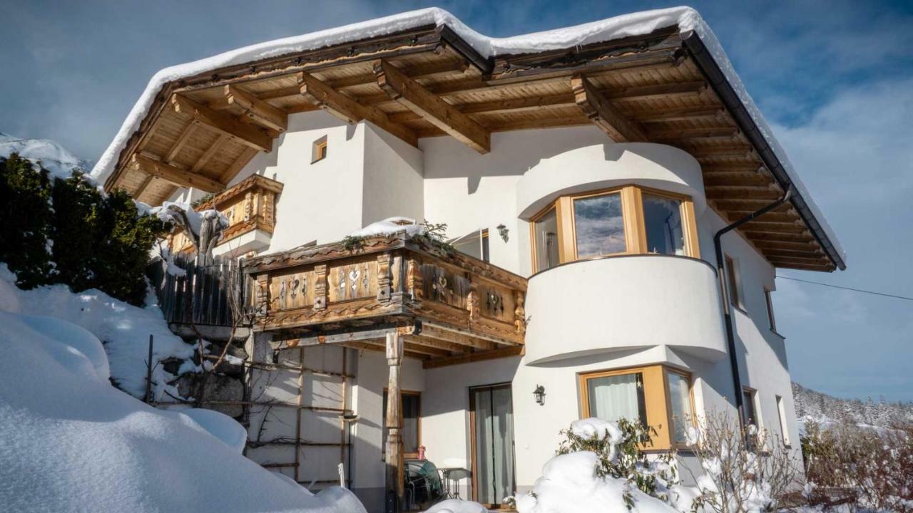 Stubaier Bauern Appartement Telfes im Stubai Buitenkant foto